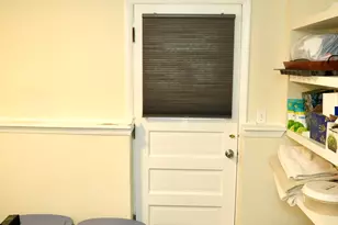 211 Sandalwood Dr, Naperville, IL 60540 - Photo 32