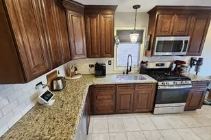 11134 S Sawyer Ave, Chicago, IL 60655 - Photo 12