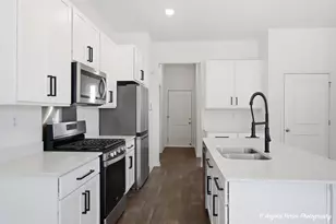 6311 Maple Glen Dr, Wonder Lake, IL 60097 - Photo 8