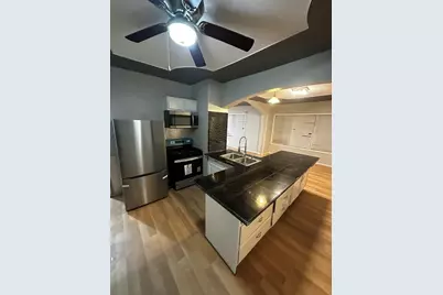 435 S Poplar Avenue, Kankakee, IL 60901 - Photo 2