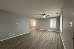 320 Minocqua St, Park Forest, IL 60466 - Photo 16