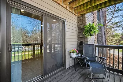 1484 Stonebridge Circle #B6, Wheaton, IL 60189 - Photo 14