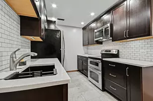 1484 Stonebridge Cir, Wheaton, IL 60189 - Photo 4