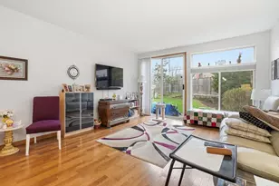 1018 E Wilson Ave, Lombard, IL 60148 - Photo 8