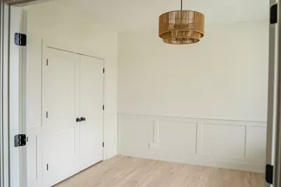 8041 S 85th Court, Justice, IL 60458 - Photo 8