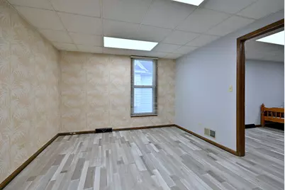 442 N Lake Street N, Aurora, IL 60506 - Photo 32