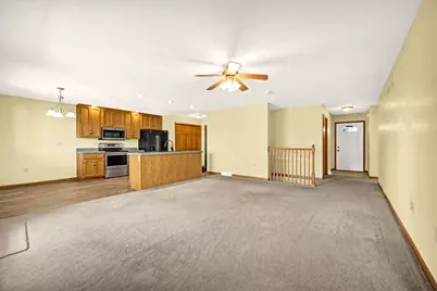 109 E Lake Court #A, Atlanta, IL 61723 - Photo 18