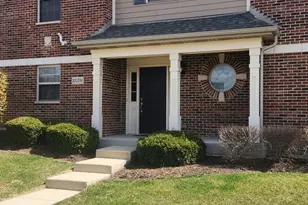 27W736 N Meadowview Dr, Winfield, IL 60190 - Photo 4