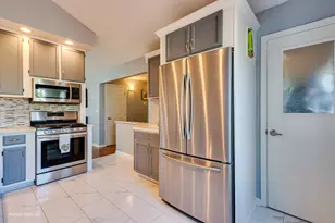 16462 S Ivy Ln, Plainfield, IL 60586 - Photo 10