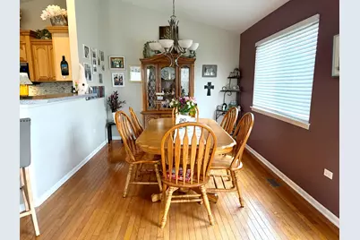 2939 Saganashkee Lane, Naperville, IL 60564 - Photo 8