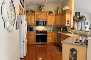 2939 Saganashkee Ln, Naperville, IL 60564 - Photo 10