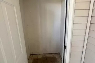 1524 W Sand Bar Ct, Round Lake, IL 60073 - Photo 20