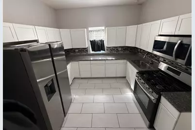 6833 S Calumet Avenue #2, Chicago, IL 60637 - Photo 12