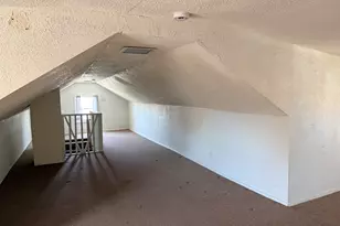 106 S Joliet Street W, Joliet, IL 60436 - Photo 10