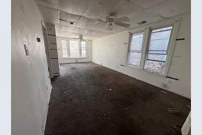 940 N Hamlin Avenue, Chicago, IL 60651 - Photo 8