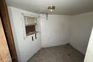 940 N Hamlin Ave, Chicago, IL 60651 - Photo 16