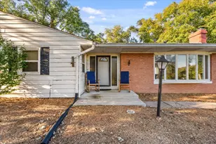 8210 Ridgewood Rd, Rock Island, IL 61201 - Photo 2