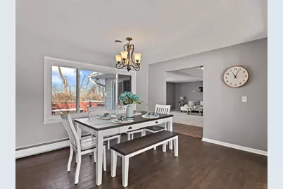 8210 Ridgewood Road, Rock Island, IL 61201 - Photo 18