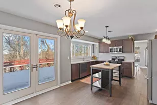 8210 Ridgewood Rd, Rock Island, IL 61201 - Photo 26