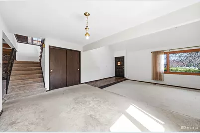 201 N River Road, Naperville, IL 60540 - Photo 8