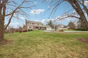 3720 Great Hill Rd, Crystal Lake, IL 60012 - Photo 2