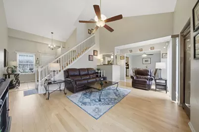 11138 Aquinas Court, Orland Park, IL 60467 - Photo 4