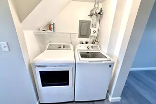 747 Cove Ct, Bartlett, IL 60103 - Photo 4