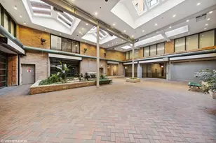 1727 S Indiana Ave, Chicago, IL 60616 - Photo 12