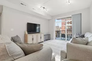 656 Pearson St, Des Plaines, IL 60016 - Photo 8