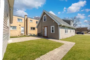 1448 Hervey Ave, North Chicago, IL 60064 - Photo 24