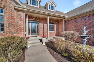 24652 Coachford Ct, Shorewood, IL 60404 - Photo 4