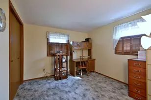 37W208 Olwin Dr, Elgin, IL 60124 - Photo 24
