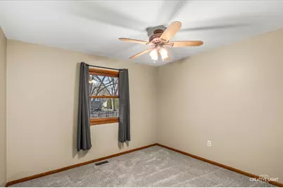 1652 Hilda Drive, Lake Holiday, IL 60548 - Photo 12