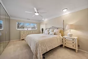 1 N Dee Rd, Park Ridge, IL 60068 - Photo 16