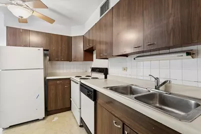 1567 Ridge Avenue #607, Evanston, IL 60201 - Photo 6