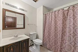 62 E Fox Hill Dr, Buffalo Grove, IL 60089 - Photo 18