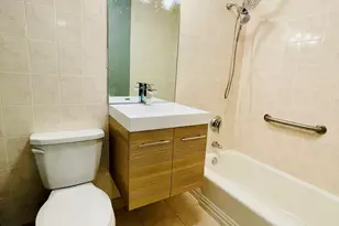 4800 S Chicago Beach Dr, Chicago, IL 60615 - Photo 10