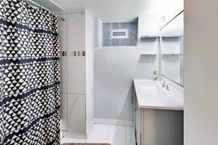 5057 W Dakin St, Chicago, IL 60641 - Photo 14