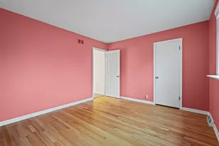 560 Hunter Rd, Wilmette, IL 60091 - Photo 22