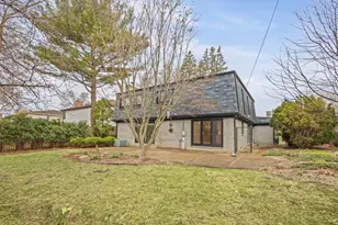 560 Hunter Rd, Wilmette, IL 60091 - Photo 32