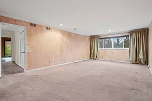 560 Hunter Rd, Wilmette, IL 60091 - Photo 16