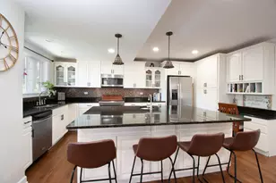 7141 N Kedvale Ave, Lincolnwood, IL 60712 - Photo 16