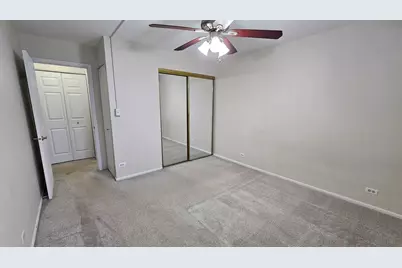 1460 Fairlane Drive #329, Schaumburg, IL 60193 - Photo 8