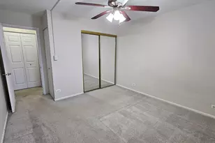 1460 Fairlane Dr, Schaumburg, IL 60193 - Photo 8