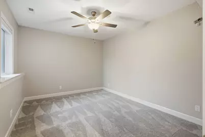 6900 Grover Station, Bettendorf, IA 52722 - Photo 40
