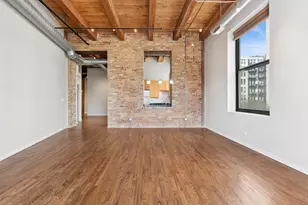 525 W Superior St, Chicago, IL 60654 - Photo 8