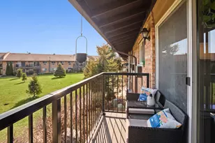 836 E Old Willow Rd, Prospect Heights, IL 60070 - Photo 16