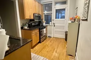 3702 N Fremont St, Chicago, IL 60613 - Photo 2