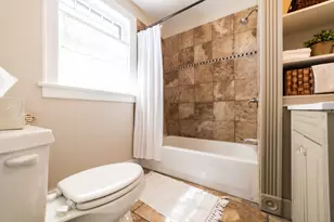 489 Division St, Elgin, IL 60120 - Photo 20