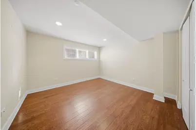 8242 Latrobe Avenue, Burbank, IL 60459 - Photo 34